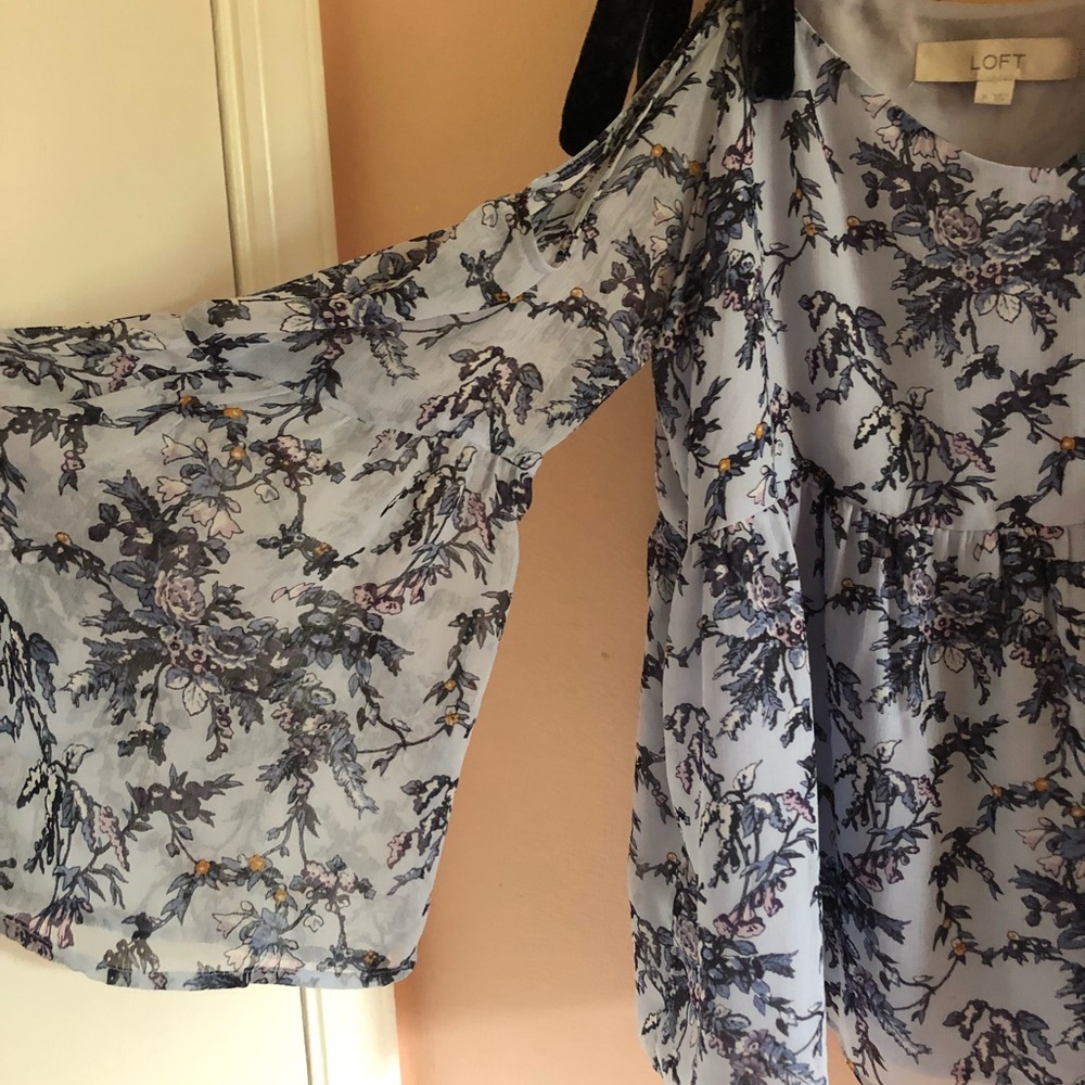 LOFT Boho Top!